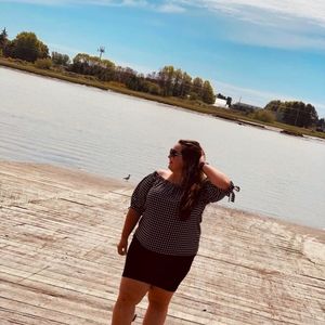 Meet your Posher, Christine